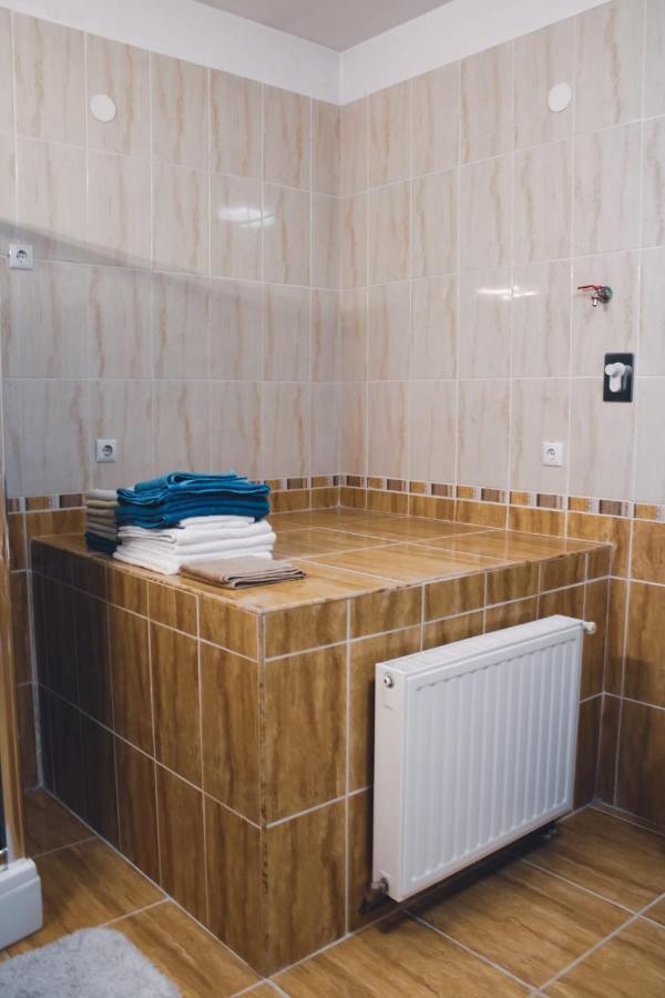Apartments Krapec Jezdovec Εξωτερικό φωτογραφία